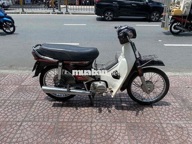 Honda Dream Thái 1993 Trắng Đen