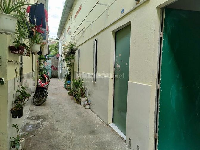 Phòng trọ ngay Ngã Tư 4 Gò Mây, DT 25m2, 2 triệu /tháng