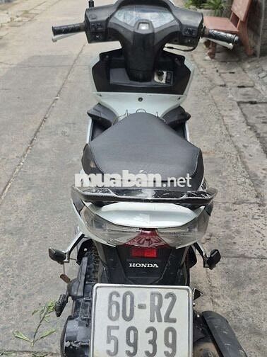 Honda Airblade Trắng đen