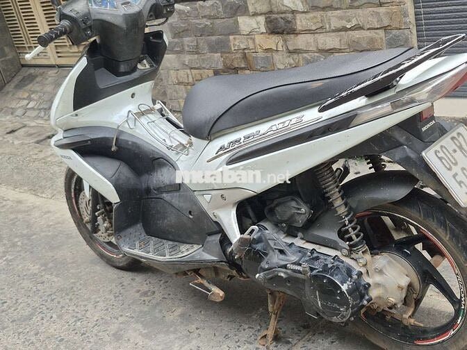 Honda Airblade Trắng đen