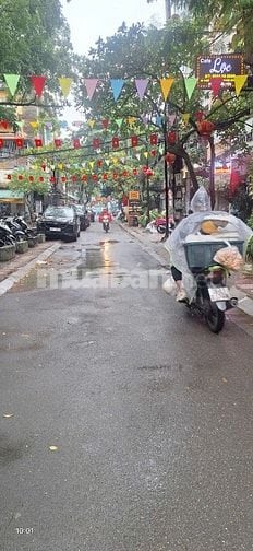 NHƯỢNG LẠI QUÁN CAFE PHỐ HUỲNH THÚC KHÁNG, ĐỐNG ĐA