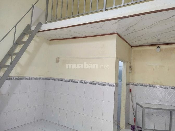 Phòng trọ ngay Ngã Tư 4 Gò Mây, DT 25m2, 2 triệu /tháng