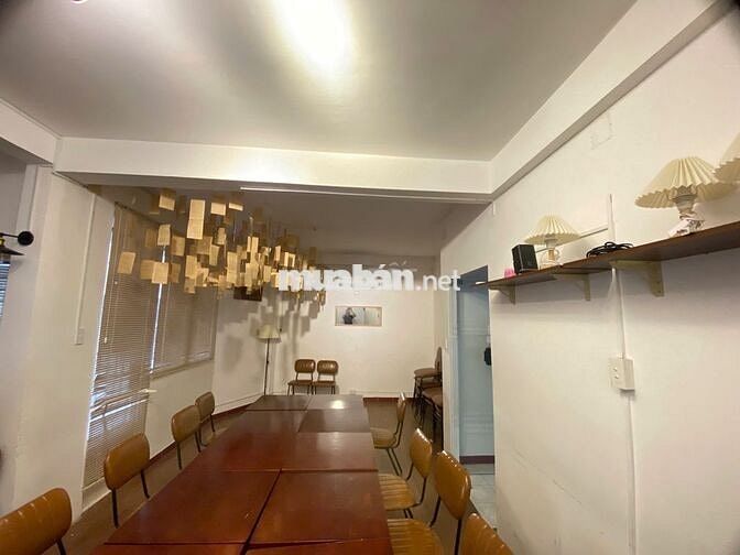 🏡[8mx11m] Nhà Cao Thắng, Q10❌Trệt 3 Lầu, Mới sơn sửa - Hẻm 8m❌Cho thuê