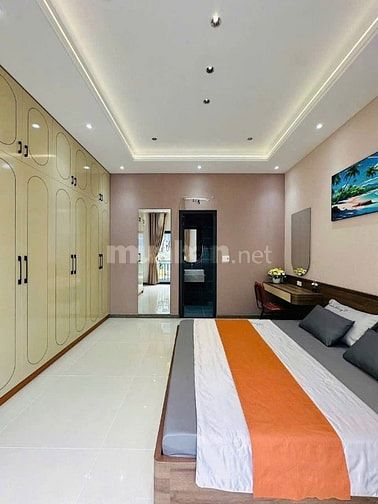 Giảm thêm 70triệu bán nhanh nhà Nguyễn Lâm - Vài bước ra mặt đường