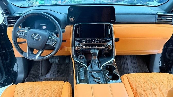 Bán Lexus LX600 VIP 4 chỗ, sản xuất 2023. xe cực đẹp.