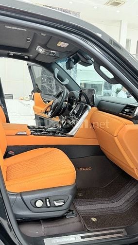Bán Lexus LX600 VIP 4 chỗ, sản xuất 2023. xe cực đẹp.