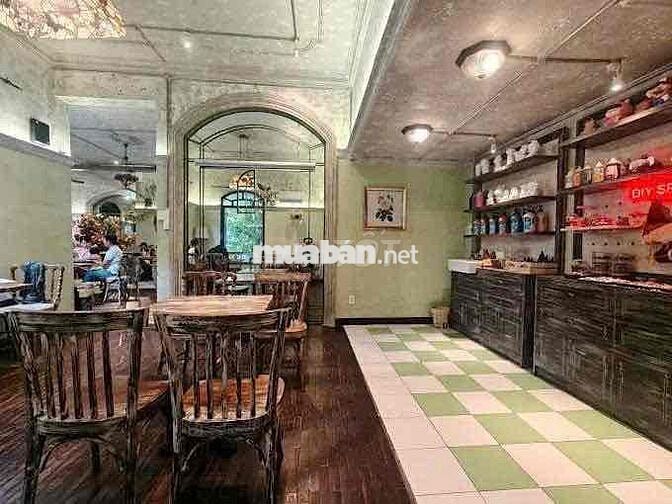 15x16m Biệt Thự Sân Vườn Đường Hoàng Sa - Quận 1