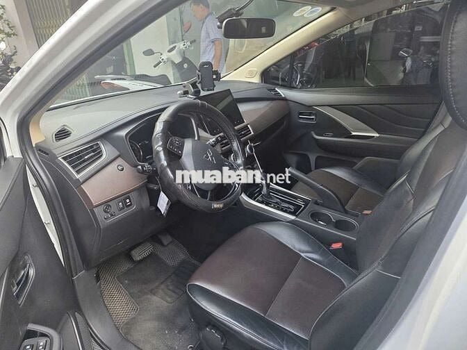 Mitsubishi Xpander Cross 2021 ODO 4vạn Màu Trắng