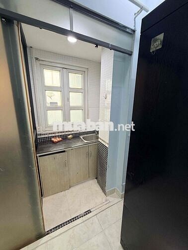 Cho thuê phòng 30m2 full nt Quận 4