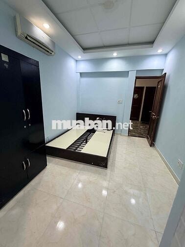 Cho thuê phòng 30m2 full nt Quận 4