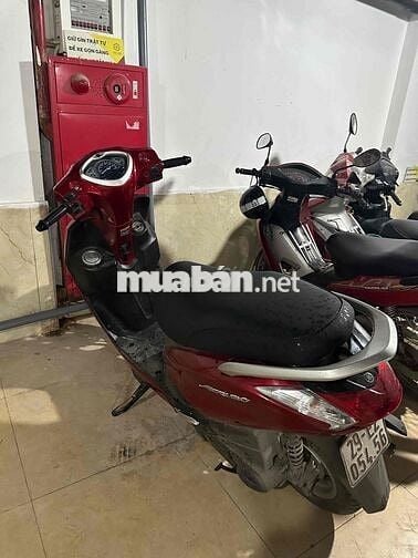 Yamaha Acruzo 2017 đỏ