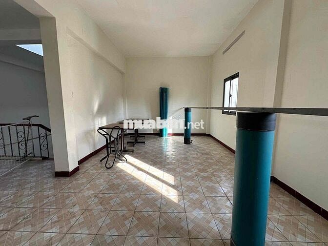 CHO THUÊ NHÀ MẶT TIỀN KINH DOANH Đ.DƯƠNG QUẢNG HÀM (TRỆT 3 LẦU 7,2X20)