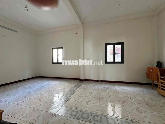 CHO THUÊ NHÀ MẶT TIỀN KINH DOANH Đ.DƯƠNG QUẢNG HÀM (TRỆT 3 LẦU 7,2X20)