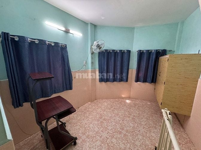 Cho thuê nhà nguyên căn 2 lầu, số 27/40/80 Huỳnh Tịnh Của, Quận 3, 3x6