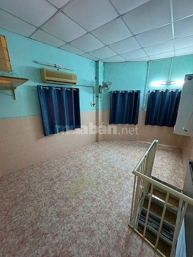 Cho thuê nhà nguyên căn 2 lầu, số 27/40/80 Huỳnh Tịnh Của, Quận 3, 3x6