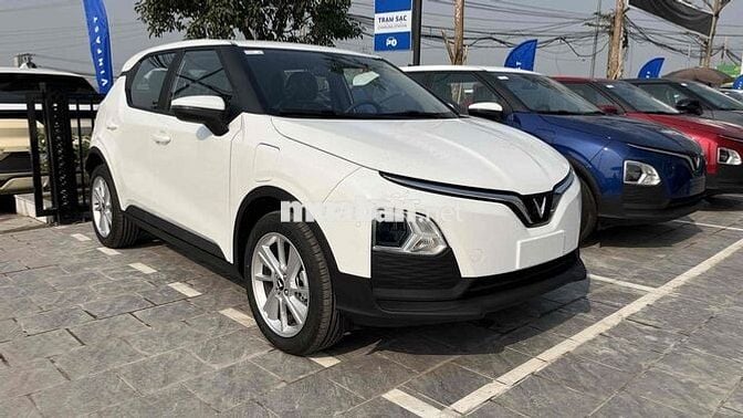 Xe điện VinFast VF 5 Plus Trắng