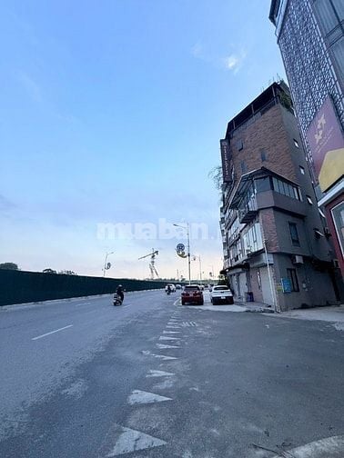 NHÀ PHỐ HỒNG TIẾN CHÍNH CHỦ,SÁT LỐI LÊN CẦU TRẦN HƯNG ĐẠO,SỔ LÂU DÀI