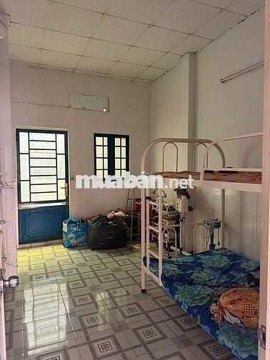 Nhà 1 lầu, 4.7m x 17m, 3PN, 1WC, FULL nội thất, hẻm 4m Tân Hoà Đông