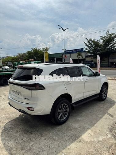 Isuzu MU-X B7 Plus 7 chỗ