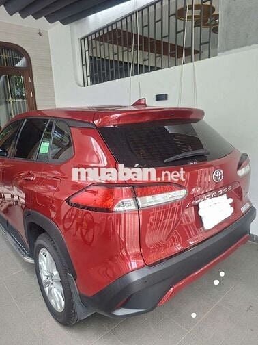 Toyota Cross màu Đỏ