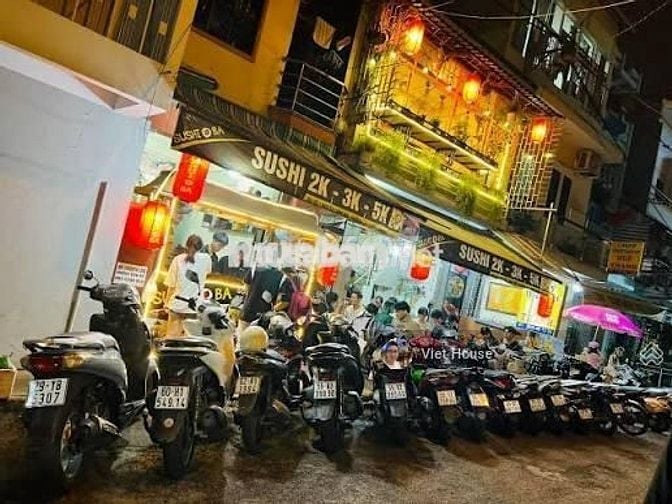 Cho thuê nhà 2 tầng MT đường 2/9 ngang 12m