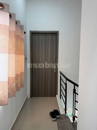 Hoa Hồng 1% Bán Nhà Hẻm Xe Hơi Căn Góc 2 Mặt Hẻm F4 Q8