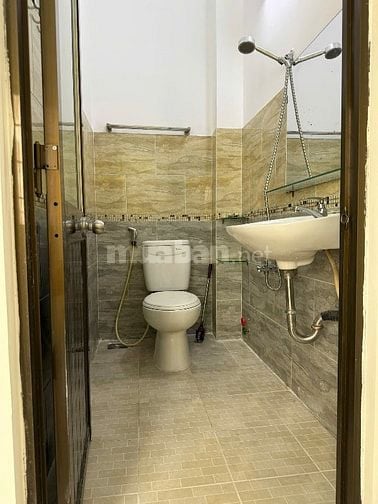 Hoa Hồng 1% Bán Nhà Hẻm Xe Hơi Căn Góc 2 Mặt Hẻm F4 Q8