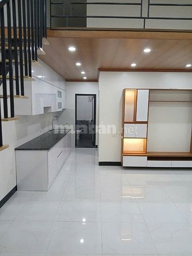 Cần bán nhà tại Hữu Hòa Thanh Trì, 4PN,khu dân cư đông đúc,an ninh tốt