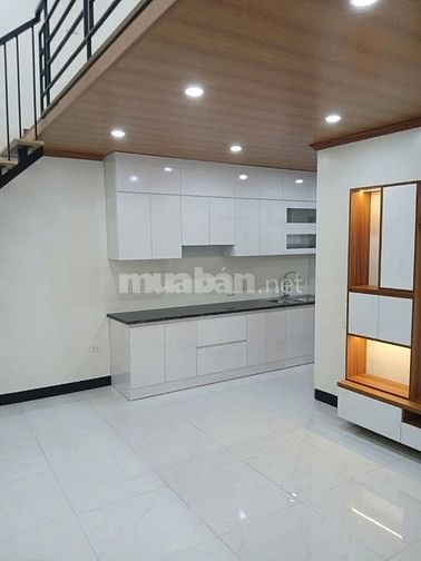 Cần bán nhà tại Hữu Hòa Thanh Trì, 4PN,khu dân cư đông đúc,an ninh tốt