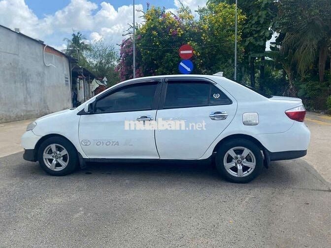 Toyota Vios 2005 màu Trắng