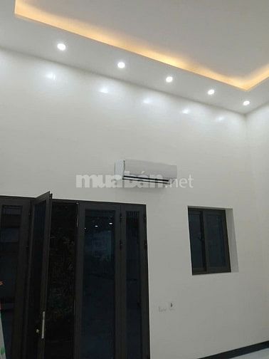 Cần bán nhà tại Hữu Hòa Thanh Trì, 4PN,khu dân cư đông đúc,an ninh tốt