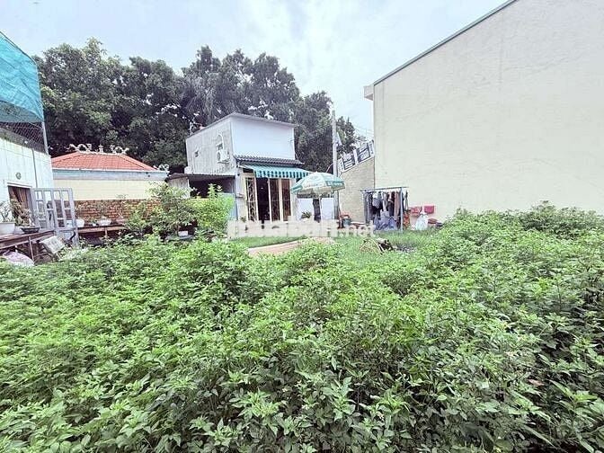 BÁN NHÀ Q12 - Ô TÔ ĐẬU CỬA - DT KHỦNG - GIÁ CỰC RẺ.