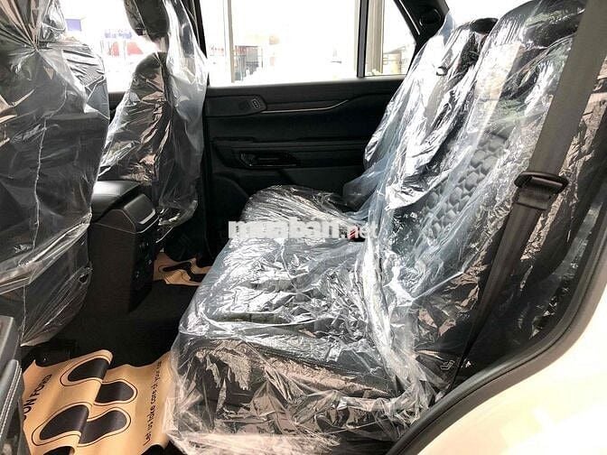 Ford Everest Platinum 2026 xe sẵn giao ngay