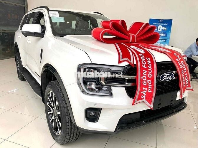 Ford Everest Platinum 2026 xe sẵn giao ngay