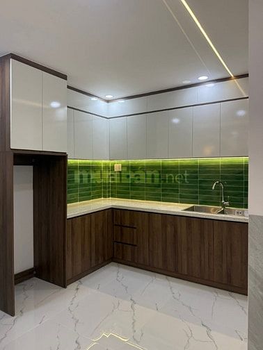 Nhà 4 x 10,5 nở hậu 4,3 đúc 1 trệt 1 lầu đường Quang Trung p10 gò vấp 