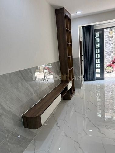 Nhà 4 x 10,5 nở hậu 4,3 đúc 1 trệt 1 lầu đường Quang Trung p10 gò vấp 