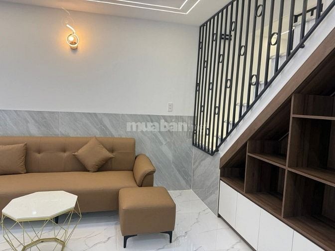 Nhà 4 x 10,5 nở hậu 4,3 đúc 1 trệt 1 lầu đường Quang Trung p10 gò vấp 