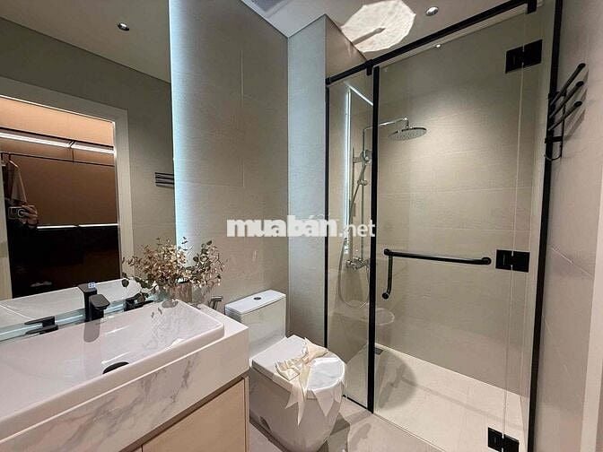 BÁN CĂN HỘ CHUẨN NHẬT TRUNG TÂM TP HỒ CHÍ MINH BẢN CHỈ 2 TỶ 5. CÓ HẠN