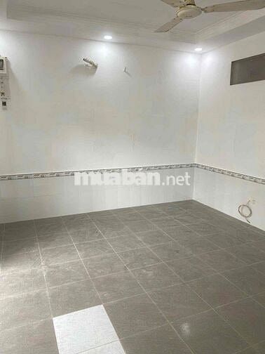 Cho thuê nhà 3 phòng ngủ đường Bình Lợi, p13, Bình Thạnh. Giá 17tr