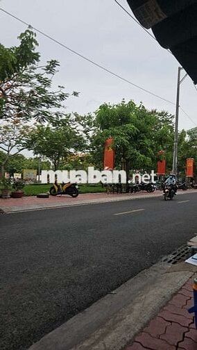 Cho thuê mặt bằng làm Văn phòng hoặc Kinh doanh 