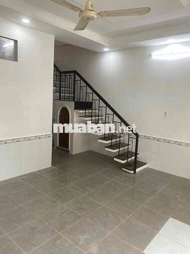 Cho thuê nhà 3 phòng ngủ đường Bình Lợi, p13, Bình Thạnh. Giá 17tr