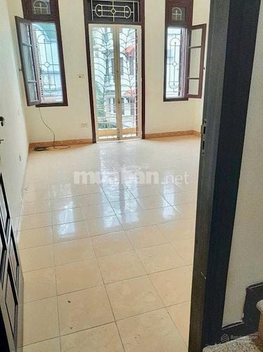 CHO THUÊ NHÀ  LÊ VĂN HIẾN, ĐÔNG NGẠC - DT 50m2, 6PN chi 12tr/thang