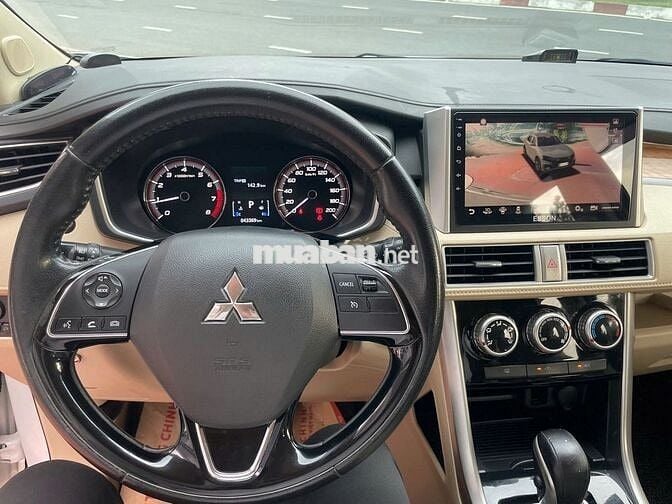 Mitsubishi Xpander Trắng Tự động