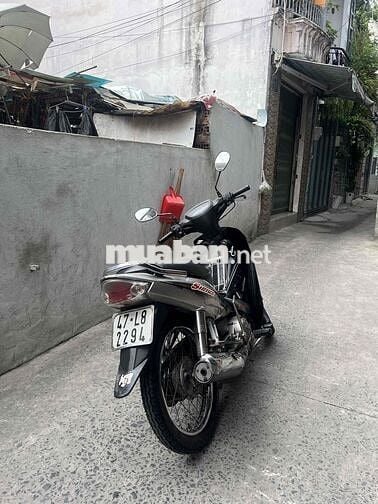 Yamaha Sirius màu Xám - Bạc