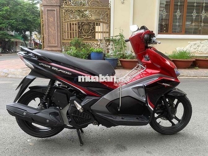 Honda Air Blade Đỏ đen