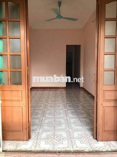 Chỉ hơn 6tr, Cho thuê nhà Ngọc Lâm, 45m, 3pn, full đồ ở ngay!
