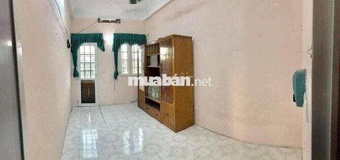 Chỉ hơn 6tr, Cho thuê nhà Ngọc Lâm, 45m, 3pn, full đồ ở ngay!