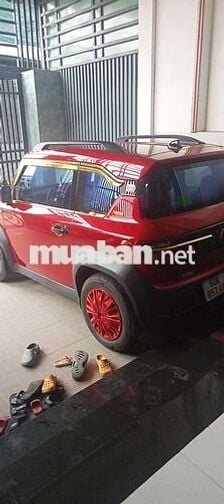 Ô tô màu Đỏ mua pin
