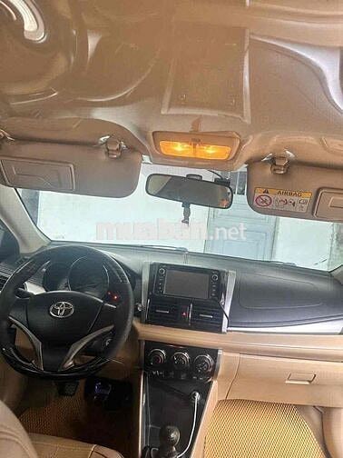 Toyota Vios E 2015 Vàng cát