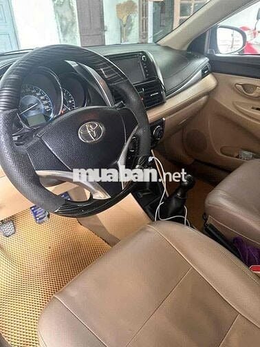 Toyota Vios E 2015 Vàng cát